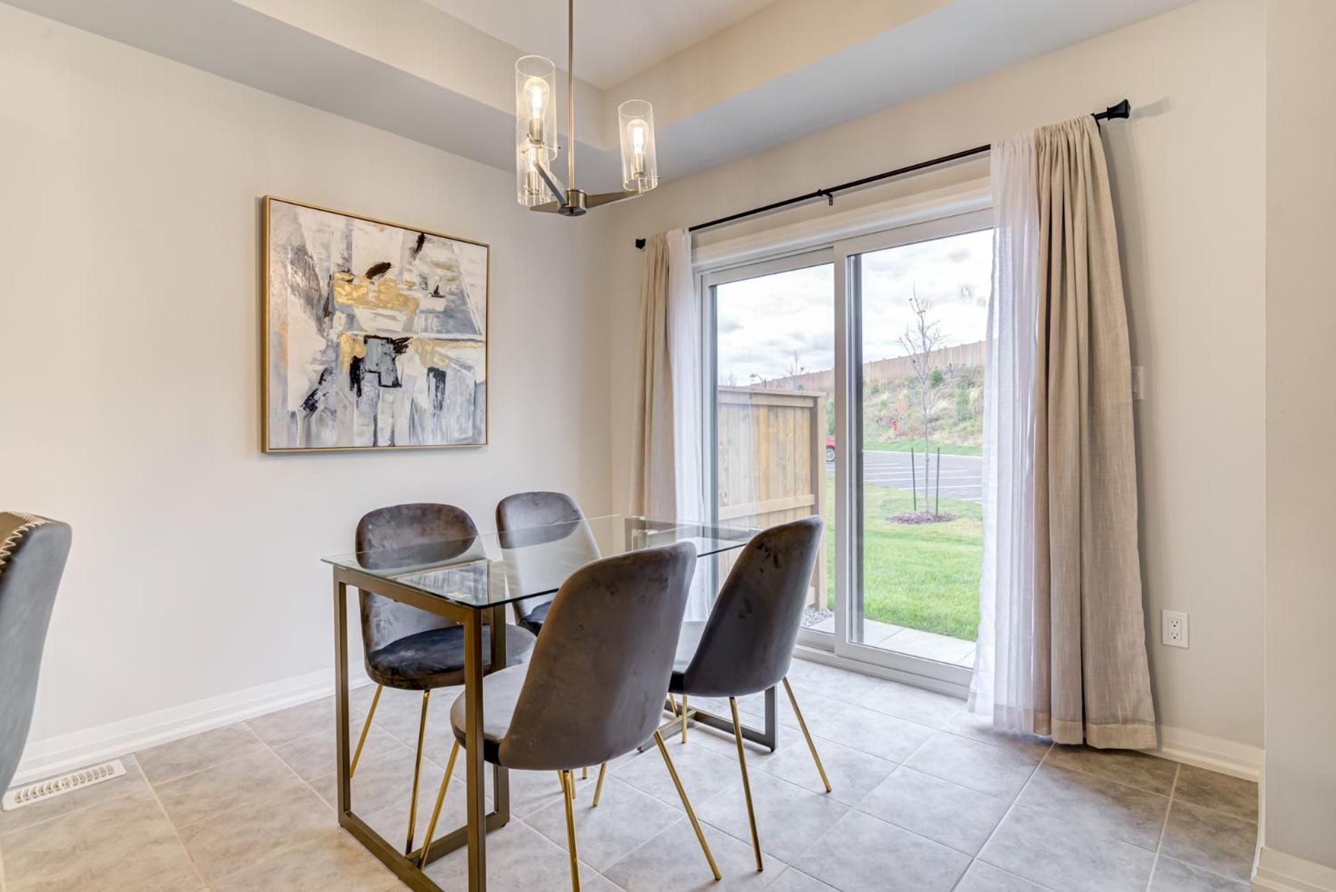 Luxury Living Niagara Falls - 4 Bed House Bagian luar foto