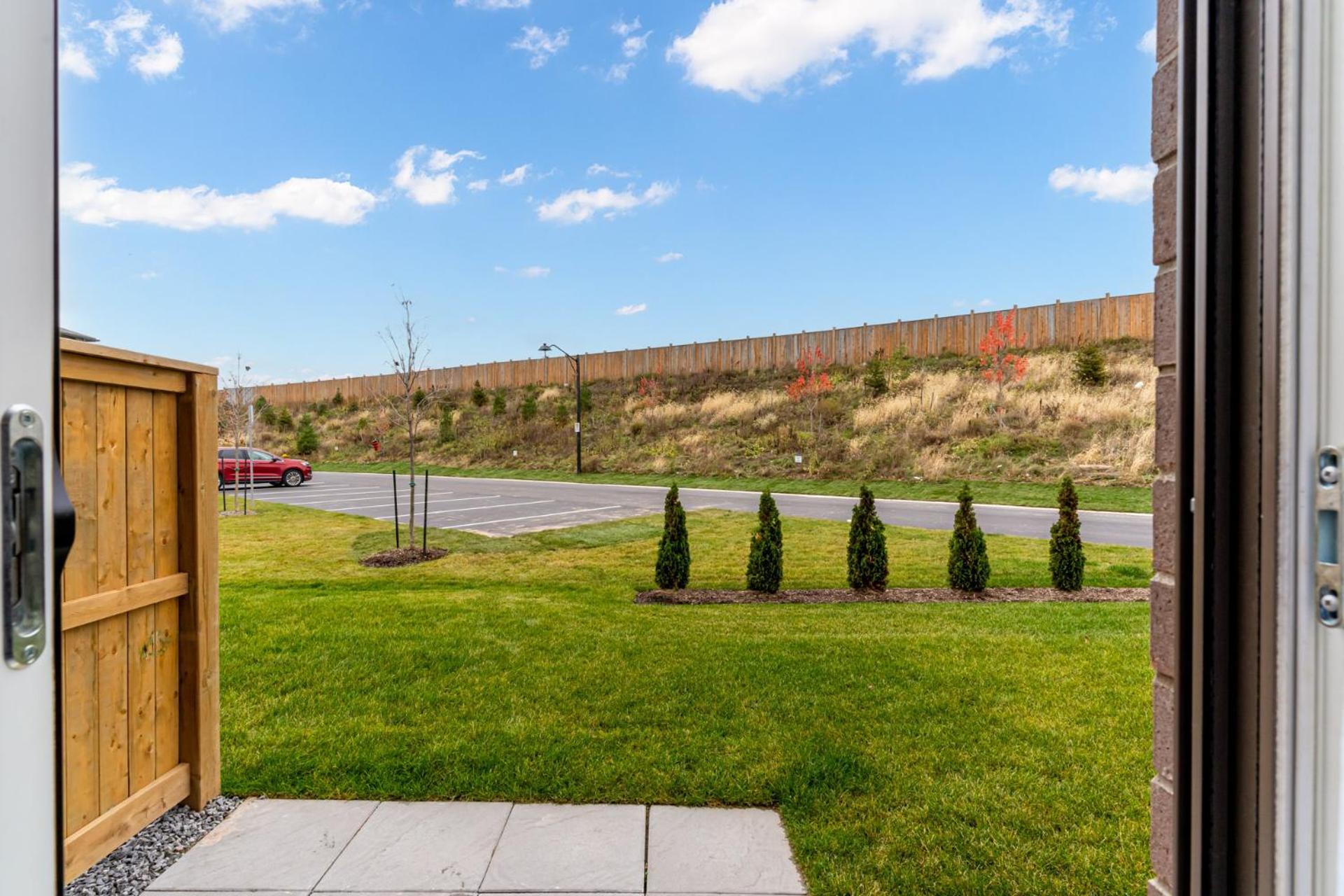 Luxury Living Niagara Falls - 4 Bed House Bagian luar foto